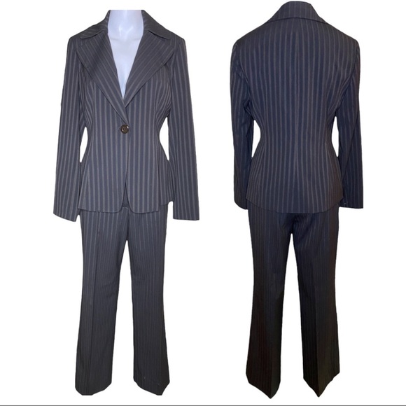 Nine West Pantsuit Brown Stripe Size 4 Blazer/ Size 6 Bottoms - Picture 1 of 8